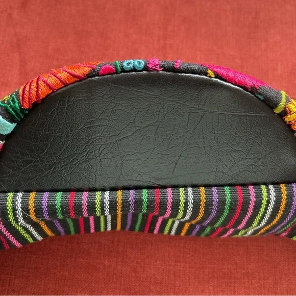 Red and Pink Embroidered Crossbody Bag with Folk Art Design - Picture 4 of 8